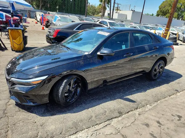 KMHLM4DG2TU225108 2026 HYUNDAI ELANTRA - Image 1
