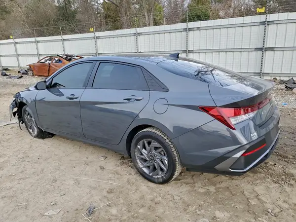 KMHLM4DG3RU639264 2024 HYUNDAI ELANTRA - Image 2