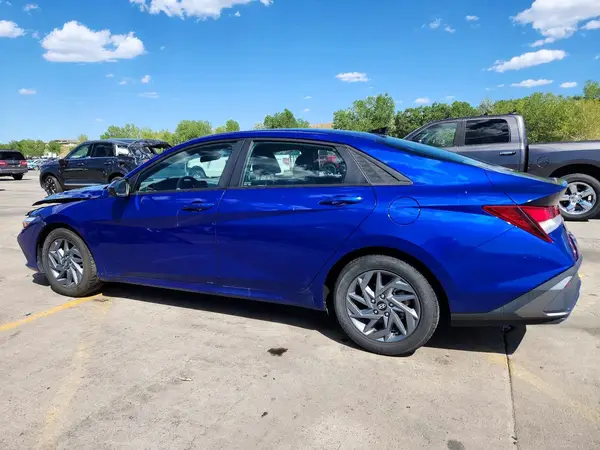 KMHLM4DG3RU643184 2024 HYUNDAI ELANTRA - Image 2