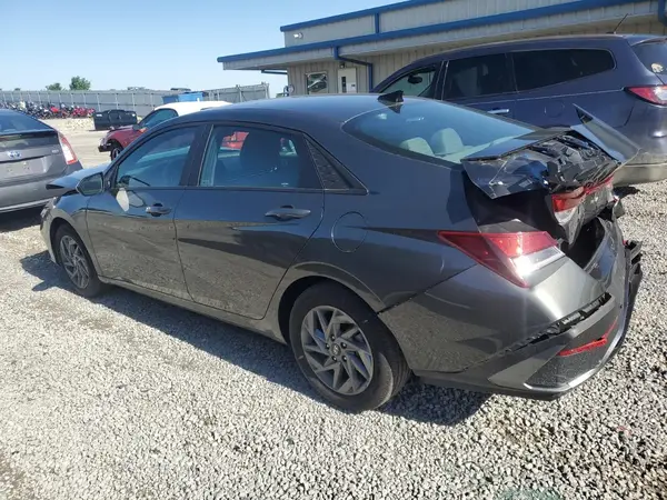 KMHLM4DG3RU647901 2024 HYUNDAI ELANTRA - Image 2