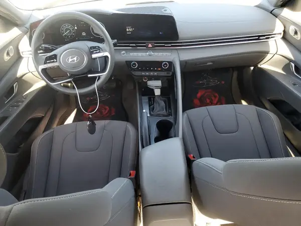 KMHLM4DG3RU647901 2024 HYUNDAI ELANTRA - Image 8
