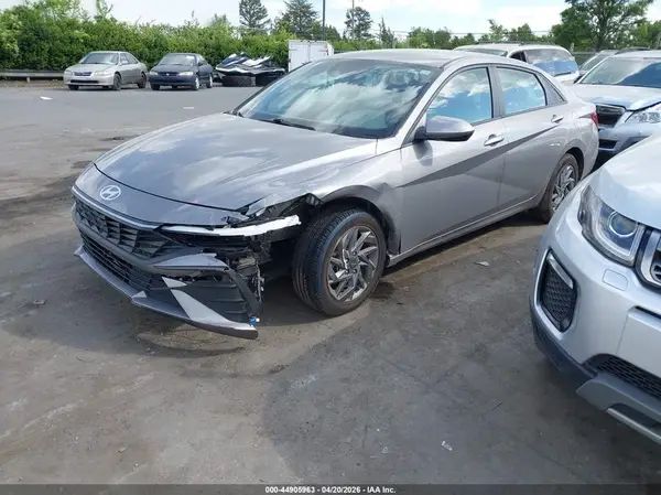 KMHLM4DG3RU650233 2024 HYUNDAI ELANTRA - Image 2