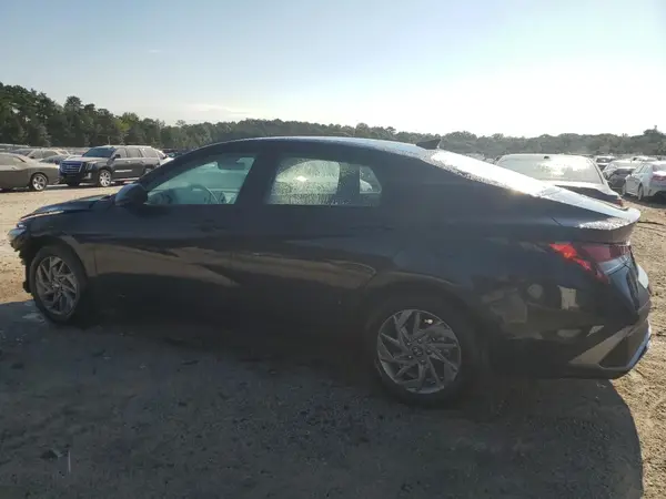 KMHLM4DG3RU651768 2024 HYUNDAI ELANTRA - Image 2