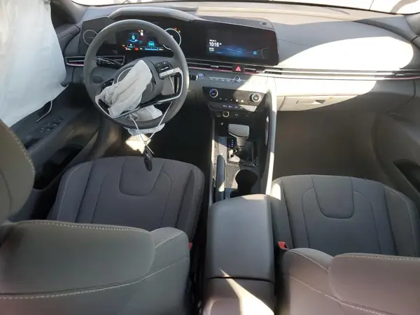KMHLM4DG3RU654315 2024 HYUNDAI ELANTRA - Image 8