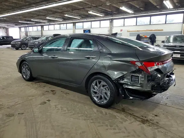 KMHLM4DG3RU655853 2024 HYUNDAI ELANTRA - Image 2