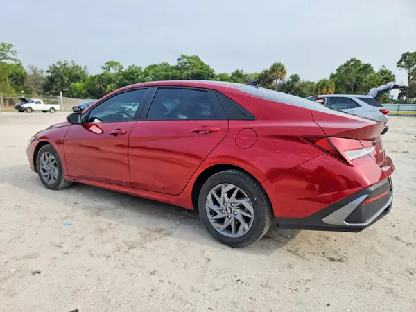 KMHLM4DG3RU657697 2024 HYUNDAI ELANTRA - Image 2
