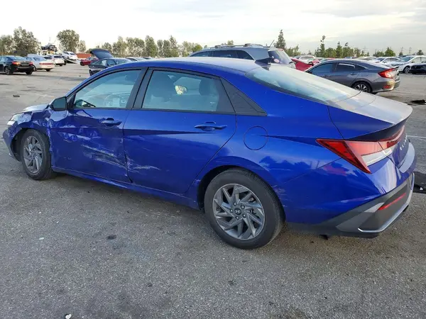 KMHLM4DG3RU658994 2024 HYUNDAI ELANTRA - Image 2
