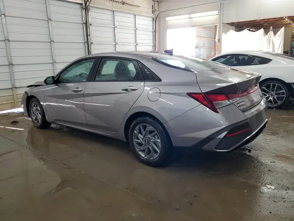 KMHLM4DG3RU662169 2024 HYUNDAI ELANTRA - Image 2