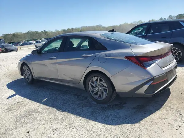 KMHLM4DG3RU663919 2024 HYUNDAI ELANTRA - Image 2