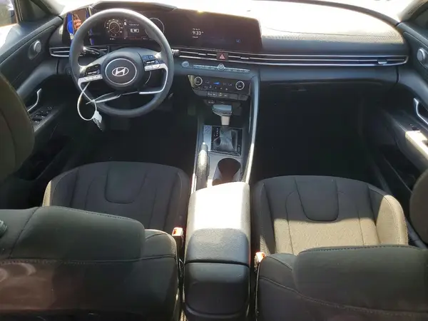 KMHLM4DG3RU665587 2024 HYUNDAI ELANTRA - Image 8