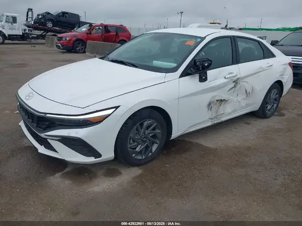KMHLM4DG3RU666609 2024 HYUNDAI ELANTRA - Image 2