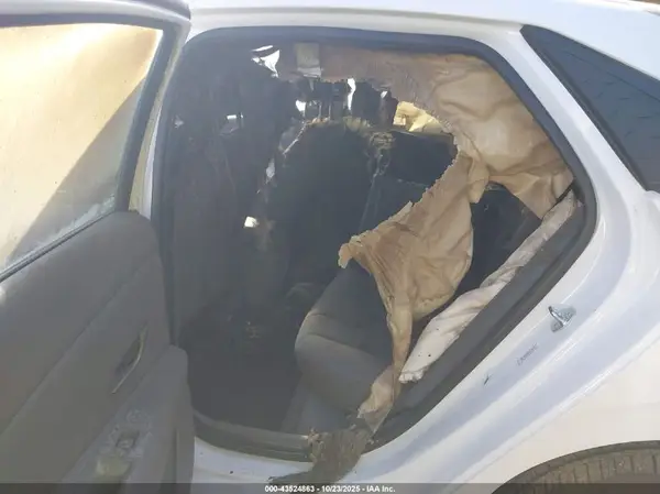 KMHLM4DG3RU670448 2024 HYUNDAI ELANTRA - Image 8