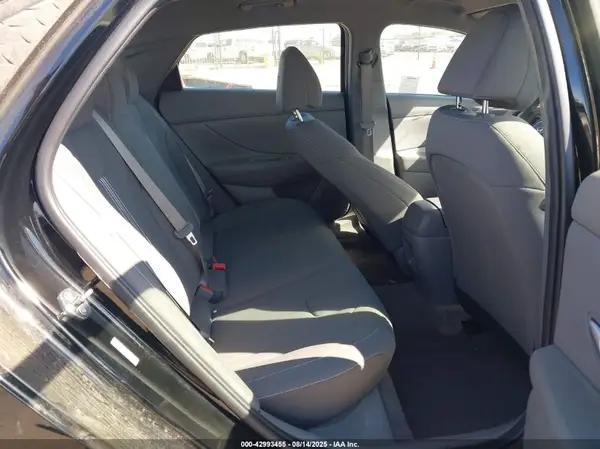 KMHLM4DG3RU672927 2024 HYUNDAI ELANTRA - Image 8