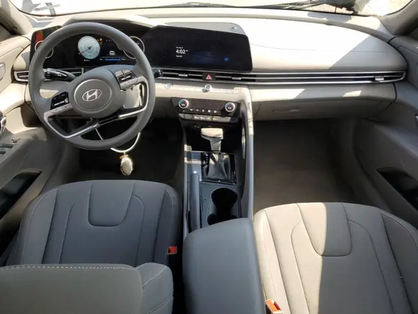 KMHLM4DG3RU674564 2024 HYUNDAI ELANTRA - Image 8