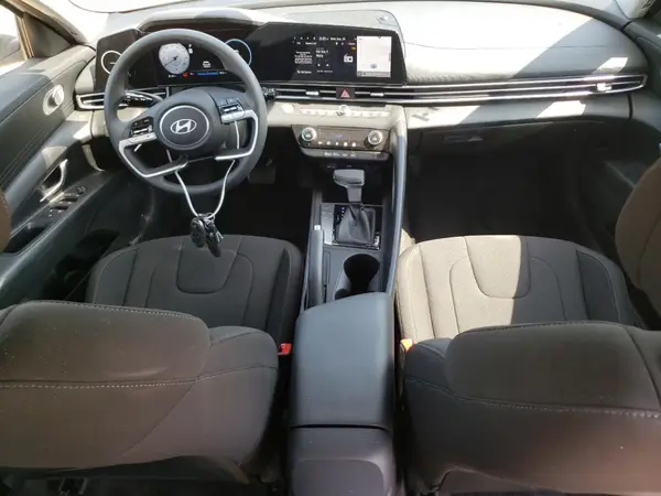 KMHLM4DG3RU678419 2024 HYUNDAI ELANTRA - Image 8