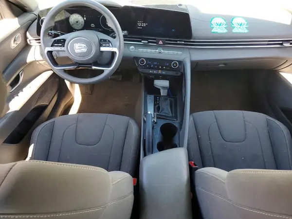 KMHLM4DG3RU681806 2024 HYUNDAI ELANTRA - Image 8