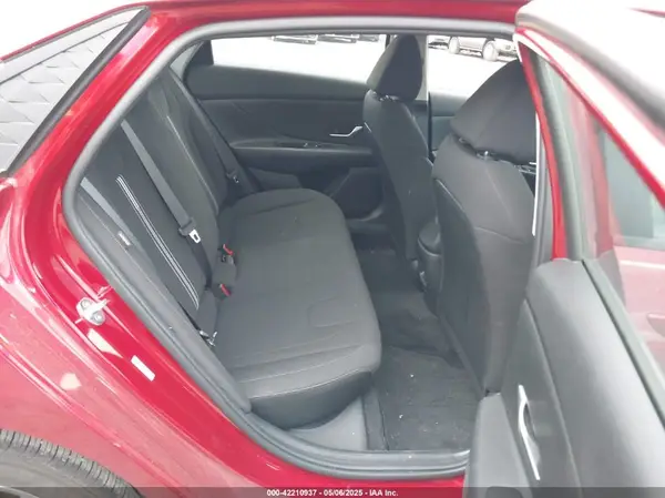 KMHLM4DG3RU688285 2024 HYUNDAI ELANTRA - Image 8