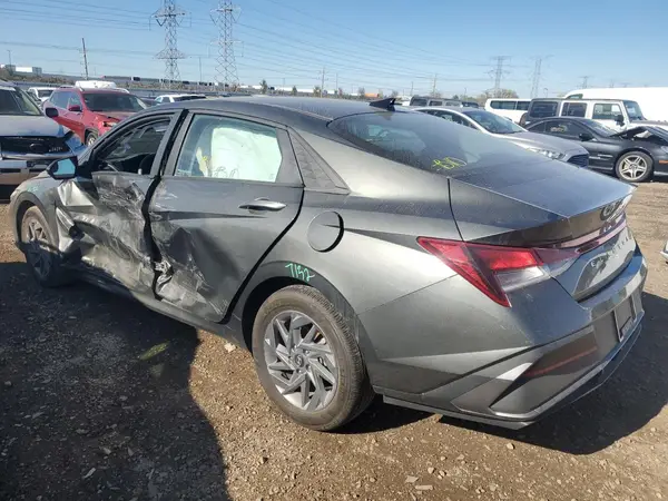 KMHLM4DG3RU688514 2024 HYUNDAI ELANTRA - Image 2
