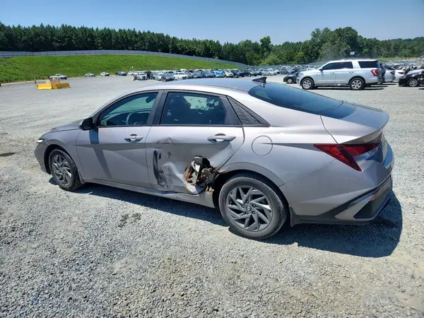 KMHLM4DG3RU692241 2024 HYUNDAI ELANTRA - Image 2