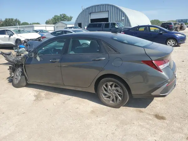 KMHLM4DG3RU694717 2024 HYUNDAI ELANTRA - Image 2
