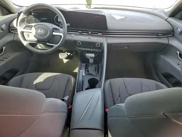 KMHLM4DG3RU696211 2024 HYUNDAI ELANTRA - Image 8