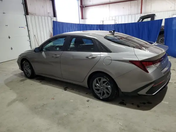 KMHLM4DG3RU697150 2024 HYUNDAI ELANTRA - Image 2