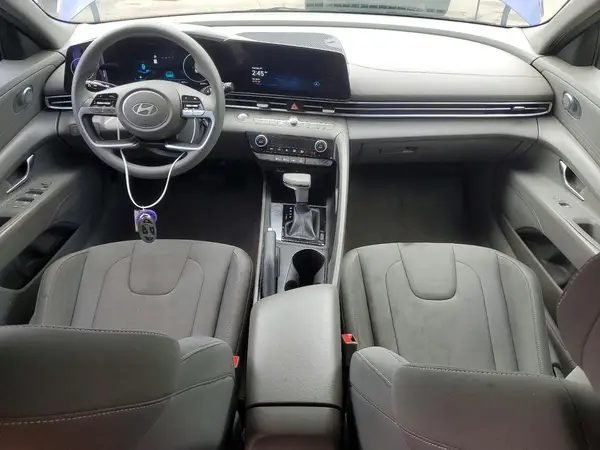 KMHLM4DG3RU699805 2024 HYUNDAI ELANTRA - Image 8