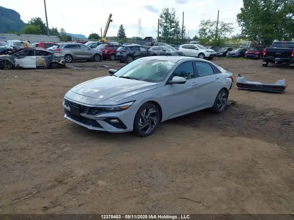KMHLM4DG3RU702573 2024 HYUNDAI ELANTRA - Image 2