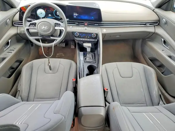 KMHLM4DG3RU705599 2024 HYUNDAI ELANTRA - Image 8