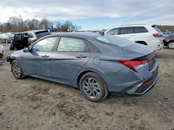 KMHLM4DG3RU708535 2024 HYUNDAI ELANTRA - Image 2