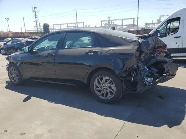 KMHLM4DG3RU709278 2024 HYUNDAI ELANTRA - Image 2
