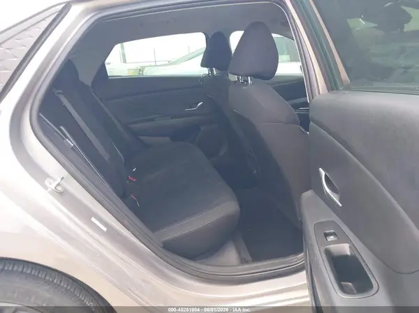 KMHLM4DG3RU717669 2024 HYUNDAI ELANTRA - Image 8