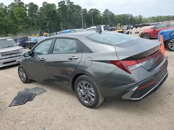 KMHLM4DG3RU717817 2024 HYUNDAI ELANTRA - Image 2
