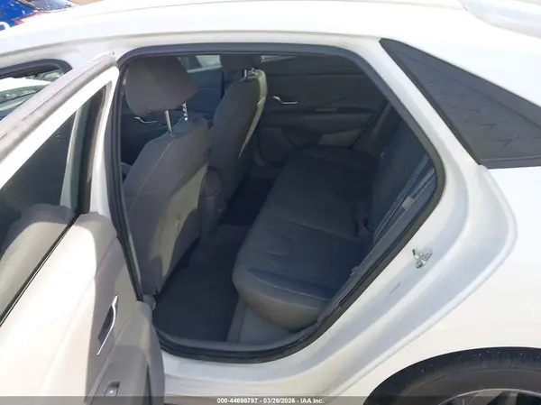 KMHLM4DG3RU730650 2024 HYUNDAI ELANTRA - Image 8