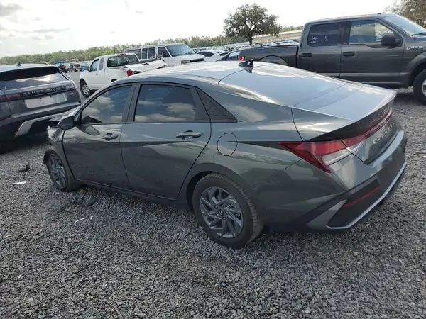 KMHLM4DG3RU733337 2024 HYUNDAI ELANTRA - Image 2