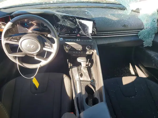 KMHLM4DG3RU733452 2024 HYUNDAI ELANTRA - Image 8