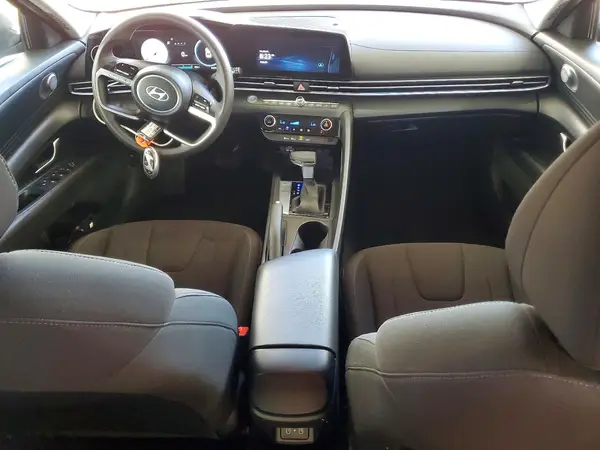KMHLM4DG3RU734844 2024 HYUNDAI ELANTRA - Image 8