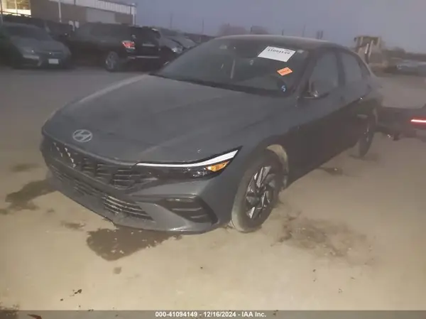 KMHLM4DG3RU738344 2024 HYUNDAI ELANTRA - Image 2
