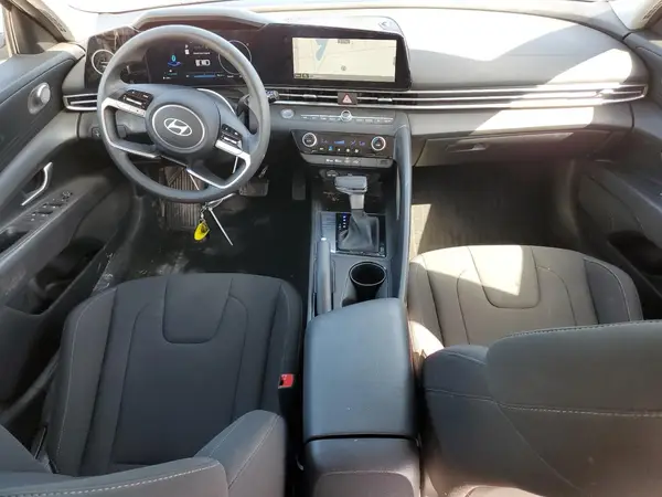 KMHLM4DG3RU740532 2024 HYUNDAI ELANTRA - Image 8