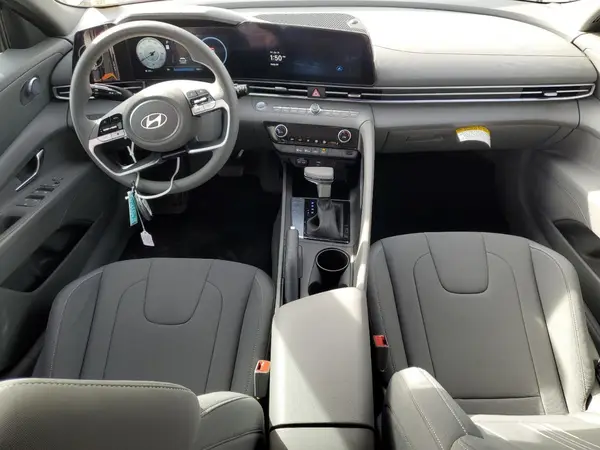 KMHLM4DG3RU750347 2024 HYUNDAI ELANTRA - Image 8