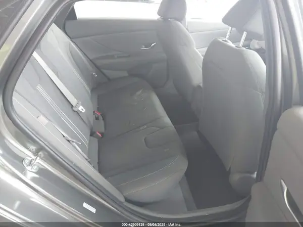 KMHLM4DG3RU766175 2024 HYUNDAI ELANTRA - Image 8
