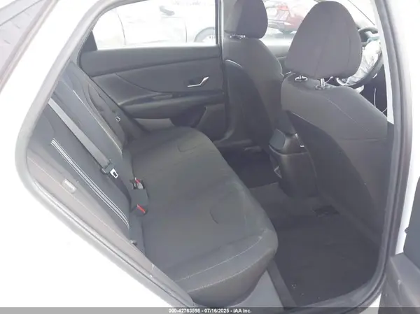 KMHLM4DG3RU770131 2024 HYUNDAI ELANTRA - Image 8