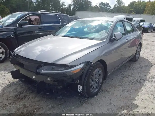 KMHLM4DG3RU772364 2024 HYUNDAI ELANTRA - Image 2