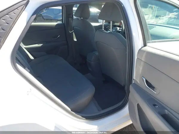 KMHLM4DG3RU775572 2024 HYUNDAI ELANTRA - Image 8