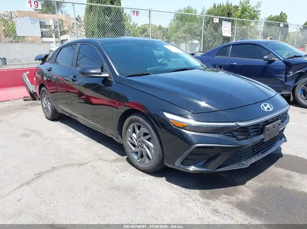 KMHLM4DG3RU775815 2024 HYUNDAI ELANTRA - Image 1