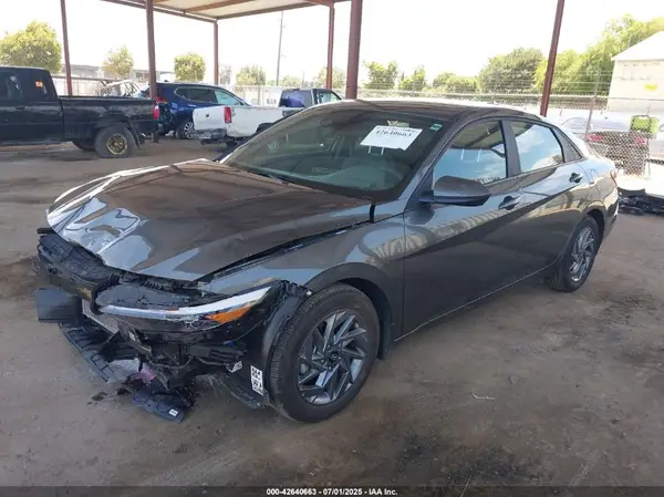 KMHLM4DG3RU777502 2024 HYUNDAI ELANTRA - Image 2