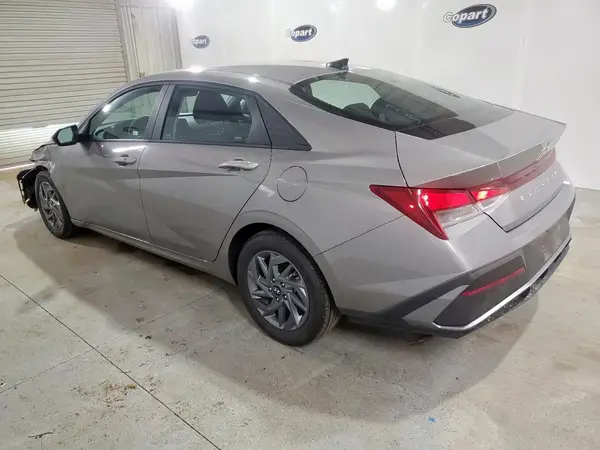 KMHLM4DG3RU778049 2024 HYUNDAI ELANTRA - Image 2