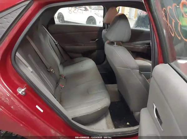 KMHLM4DG3RU781906 2024 HYUNDAI ELANTRA - Image 8