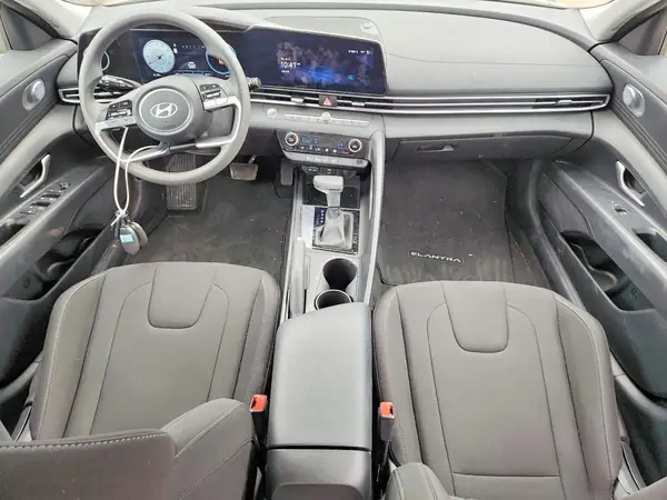 KMHLM4DG3RU786006 2024 HYUNDAI ELANTRA - Image 8