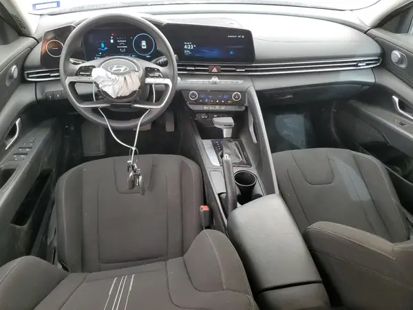 KMHLM4DG3RU795353 2024 HYUNDAI ELANTRA - Image 8